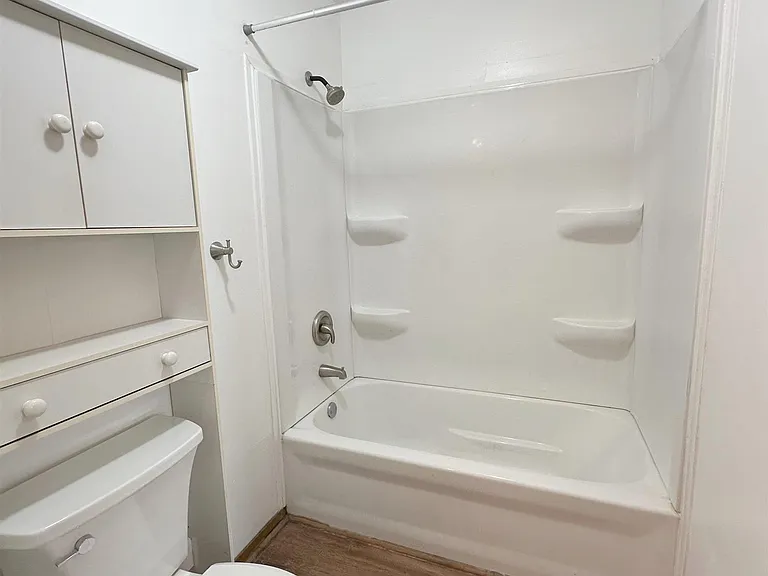 7130 Walker Ave — Photo 20
