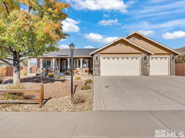 1290 N Santa Barbara Dr, Minden, NV 89423