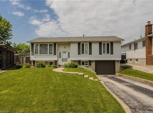 3125 Michael Cres, Burlington, ON L7M 1V3