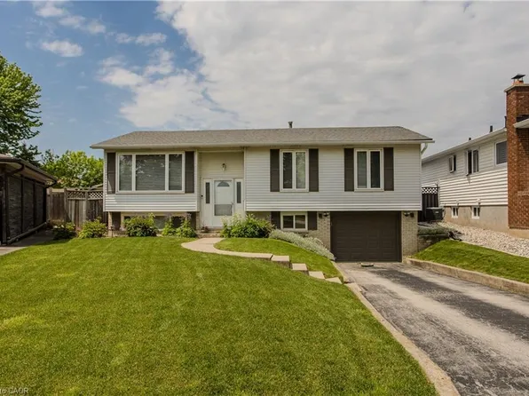 3125 Michael Cres, Burlington, ON L7M 1V3