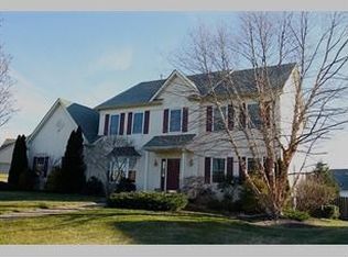 127 Tennyson Ln, North Wales, PA 19454