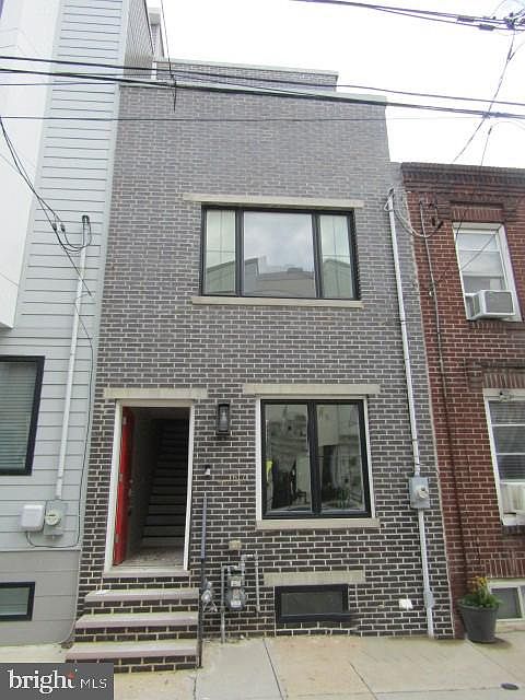 1st image of 617 Dudley St