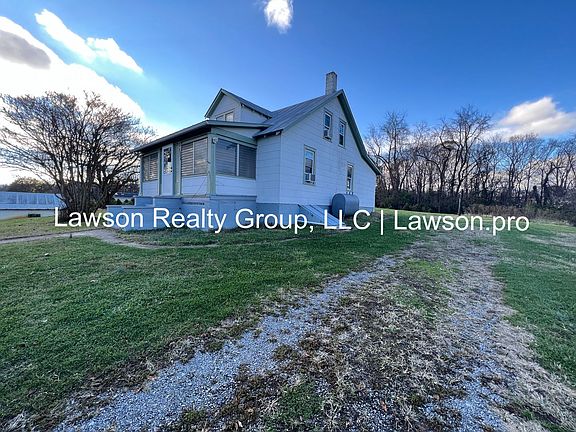 4th image of 2942 Vinyard Ave NE