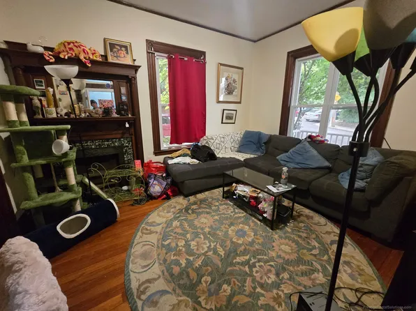 6 Eleanor St, Boston, MA 02134