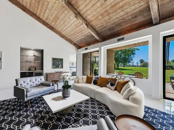 552 Desert West Dr, Rancho Mirage, CA 92270
