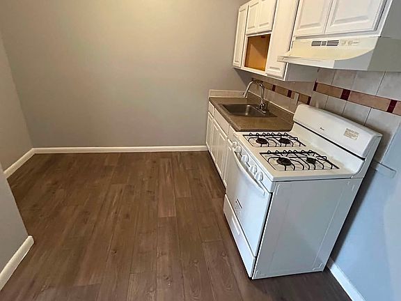 5th image of 708 Summer Ave APT 1