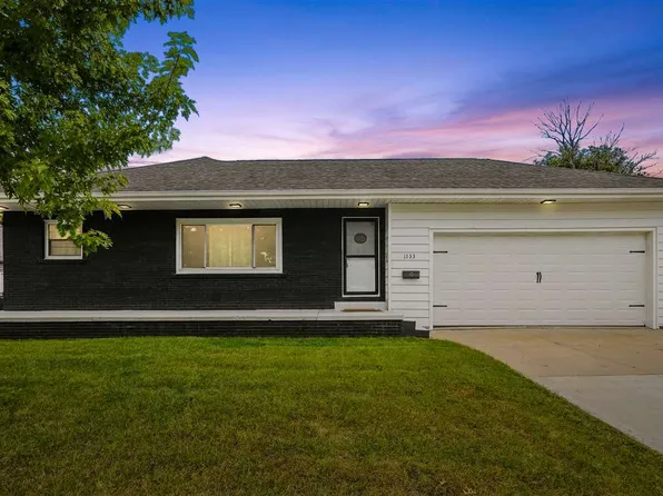 1133 35th St NE, Cedar Rapids, IA 52402