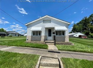 314 Rhoda St, Hurricane, WV 25526