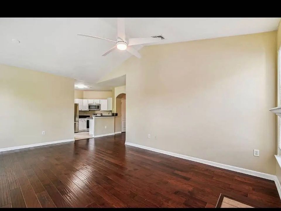 1st image of 10416 Villa View Cir #10416