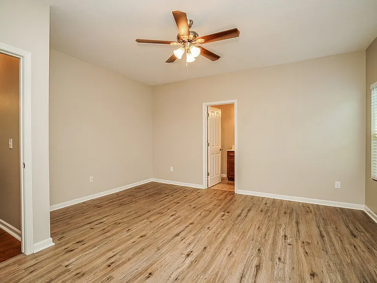 4001 Blue Mountain Cir — Photo 8
