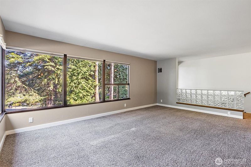 5th image of 2515 NE 106th Place