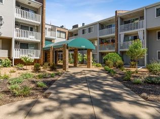1601 N Innsbruck Dr APT 355, Minneapolis, MN 55432