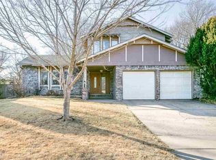 9832 W Harvest Ct, Wichita, KS 67212