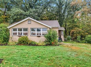 63 Fredonia Rd, Greenville, PA 16125