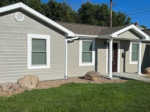 1st image of 419 N Silber Ave