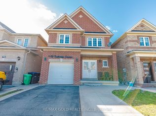 93 Footbridge Cres, Brampton, ON L6R 0T9
