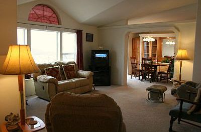 5th image of 248 Buttercup Dr