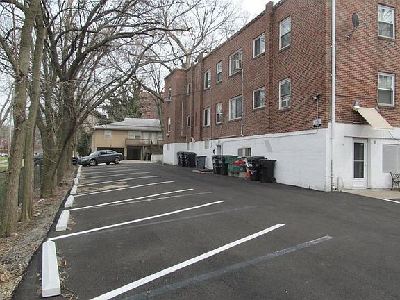 4th image of 3267 Glendora Ave