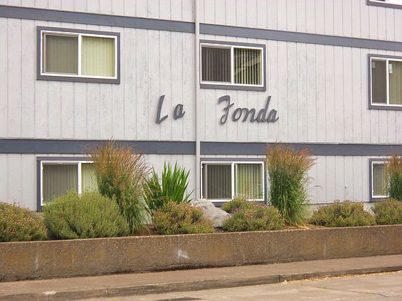 2nd image of 1111-1133 SW Western Blvd #Laf-10