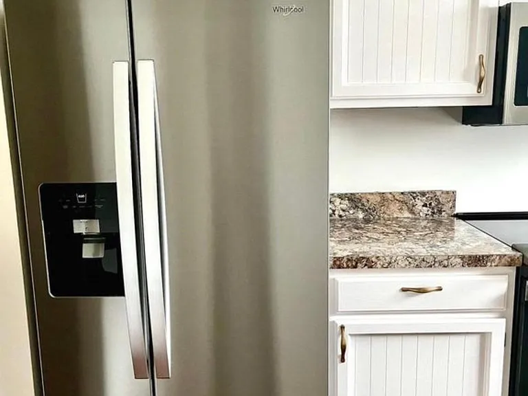 706 Cambridge Ct — Photo 5