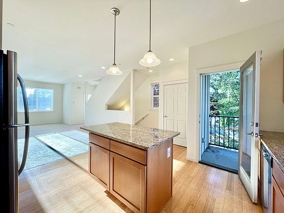 3rd image of 1221 113th St SW Unit 20