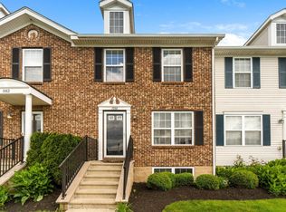 1080 Shady Lake Dr, Columbus, OH 43228