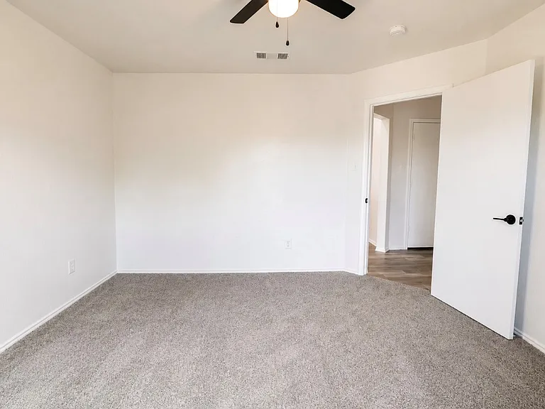 1759 Oneal St — Photo 12