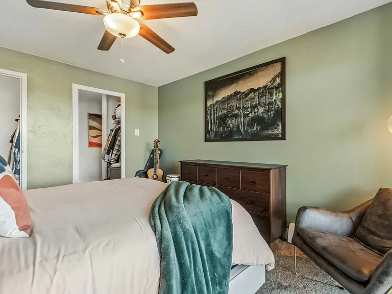 4800 E Hale Pkwy — Photo 14