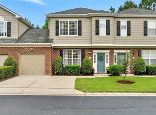 1468 Otterbourne Cir, Chesapeake, VA 23320