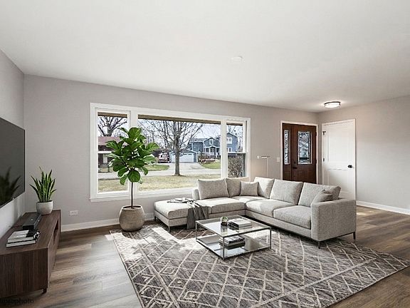 4th image of 227 Kimball Ave