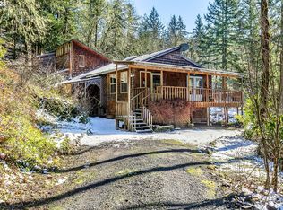 34114 Mount Tom Dr, Harrisburg, OR 97446