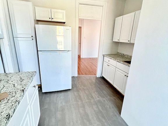 4th image of 1750 Bath Ave #3D