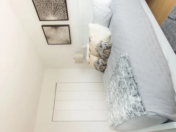 10 Halletts Point image 5 of 55