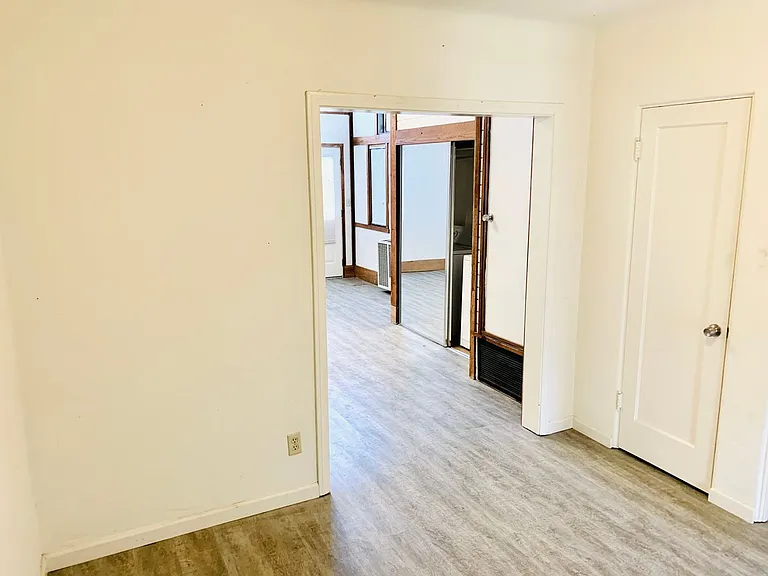 5050 Cape May Ave — Photo 13