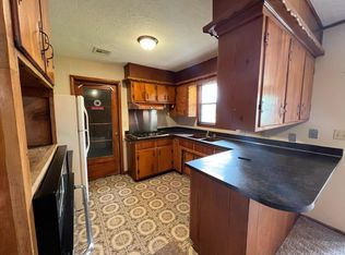 241 NE Roselawn Ave, Bartlesville, OK 74006
