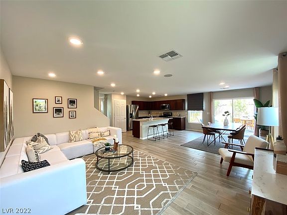 5th image of 8232 Jungle Rain St