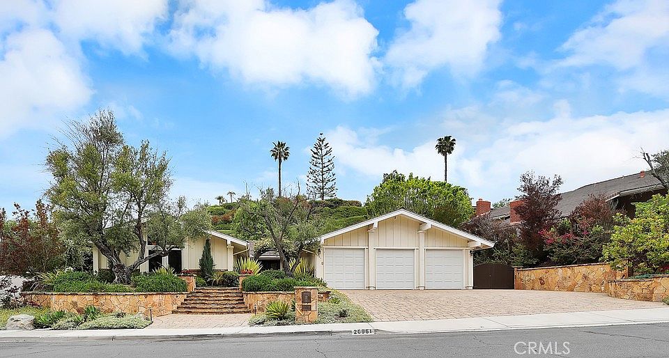 1st image of 26961 La Paja Ln