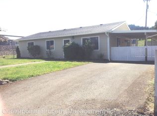 1246 SE Locust St, Oakland, OR 97462