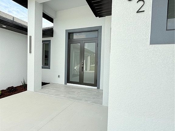 3rd image of 702 Zemil Ct