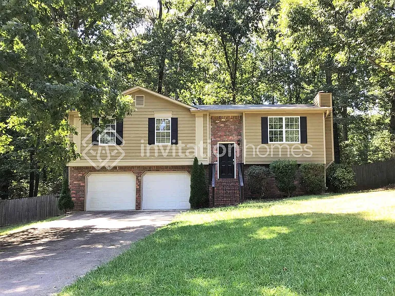 3528 W Melissa Ln — Photo 1