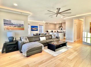 12079 River Beauty Loop #201, Prospect, KY 40059