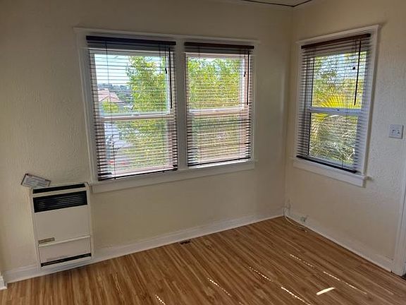 3rd image of 3748 Villa Ter