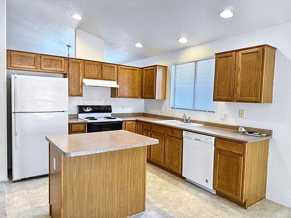 2nd image of 3618 W Lantana Hills Pl