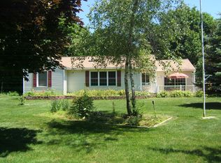 5382 W Lakewood Rd, Whitehall, MI 49461