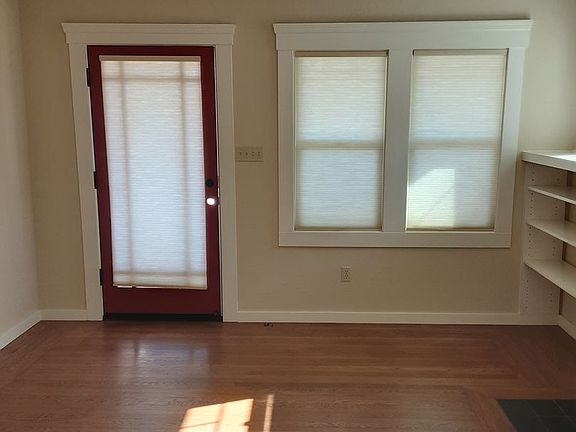 4th image of 808 Carquinez Way