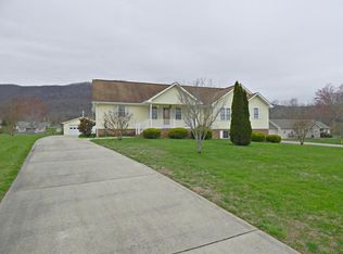 105 Lone Mountain Rd, Wartburg, TN 37887