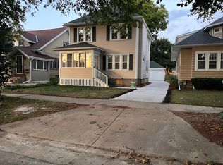 2258 N 66th St #A, Wauwatosa, WI 53213