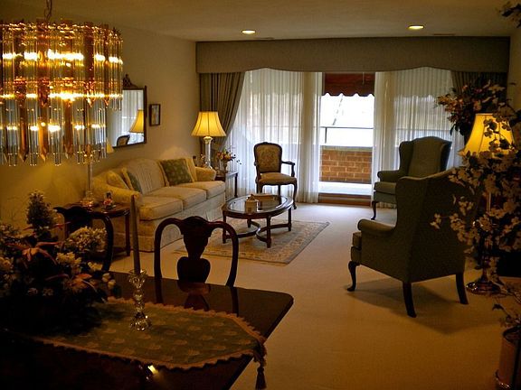 4th image of 3885 Brookside Ln APT 108