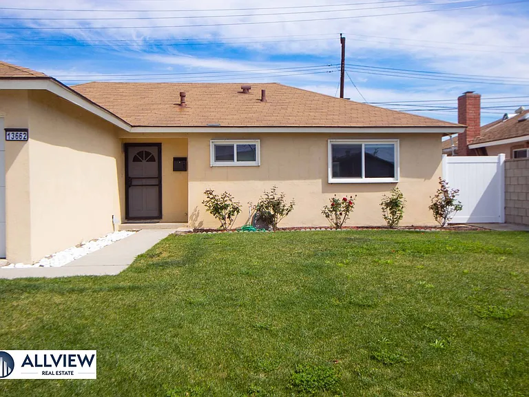 13662 Riata St — Photo 30