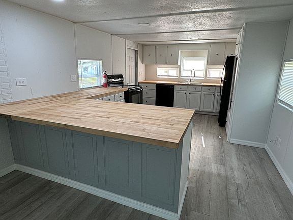 4th image of 6243 W Ost West St #1A